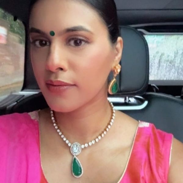 TANUSHREE GREEN SEMI PRECIOUS STONE DROP FAUX POLKI NECKLACE - NIKKI