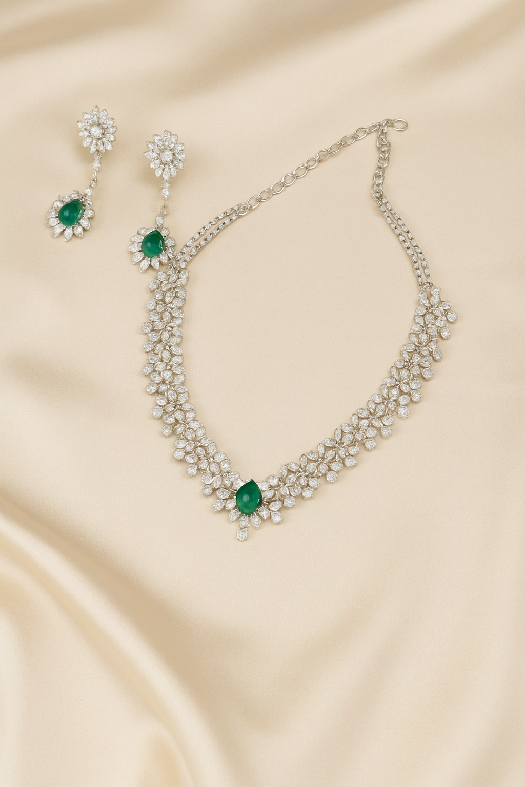 SCARLET BLOOM CYGNET NECKLACE SET