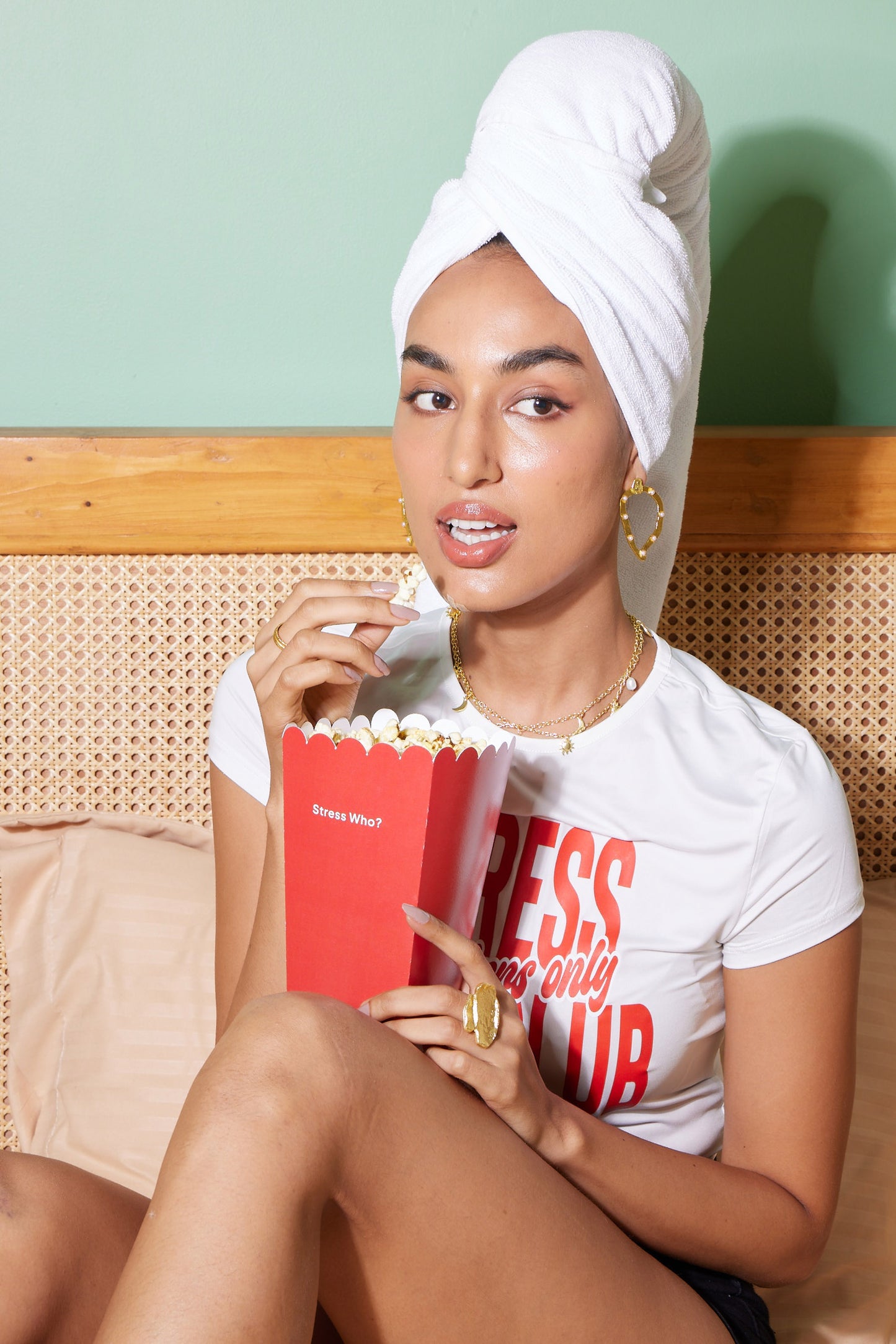 Eshvaani Moon & Pearl Necklace