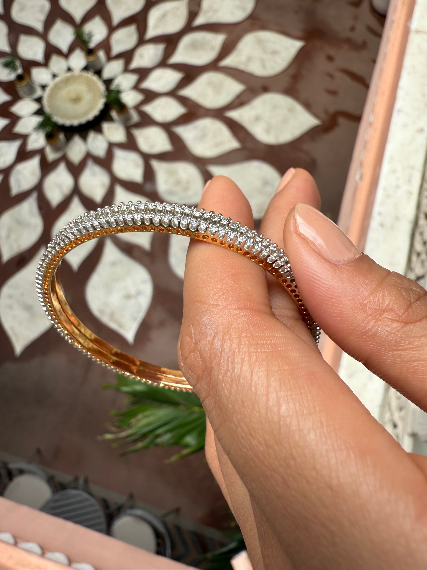 GOLD & DIAMOND SHIMMER BANGLE
