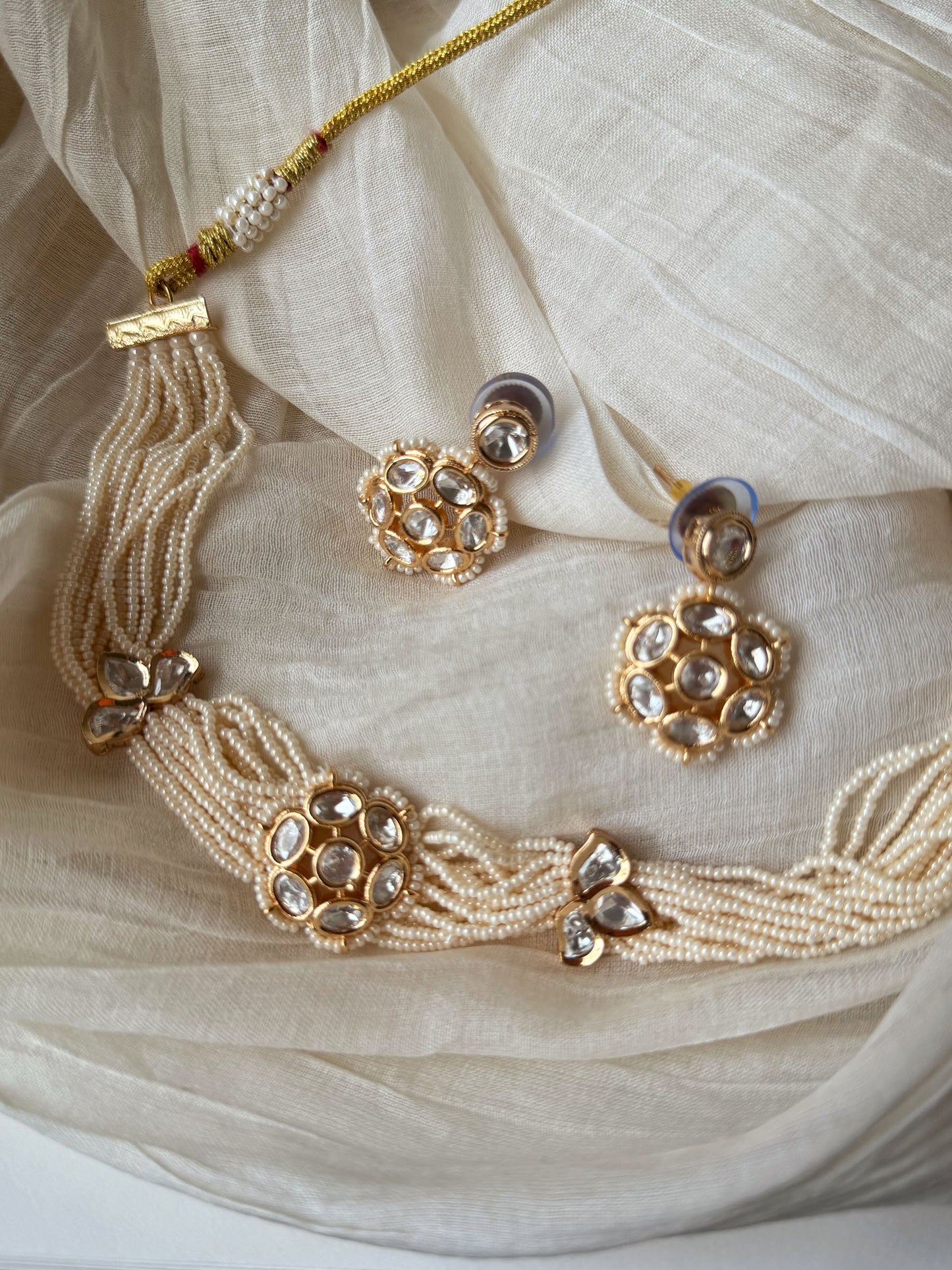 LEELA ROUND JADAU MOTI CHOKER SET WITH EARRINGS