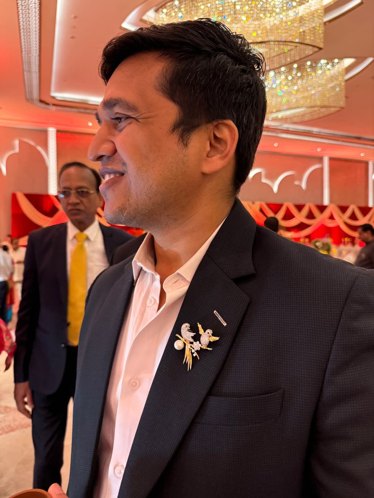 Lovebirds Pearl & Diamond Designer Brooch