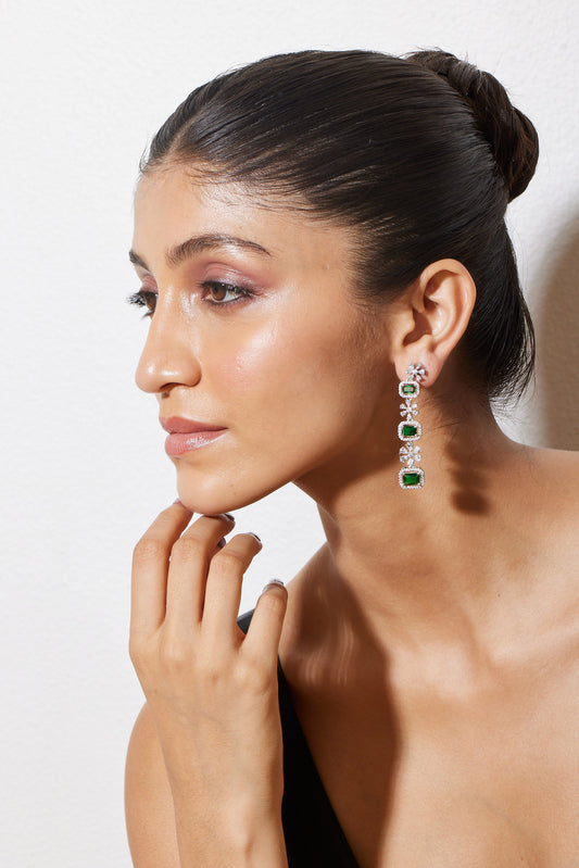 Emerald Sparkling Earrings