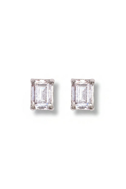 1 AM - Emerald Solitaire Afterglow Cygnet Diamond Studs