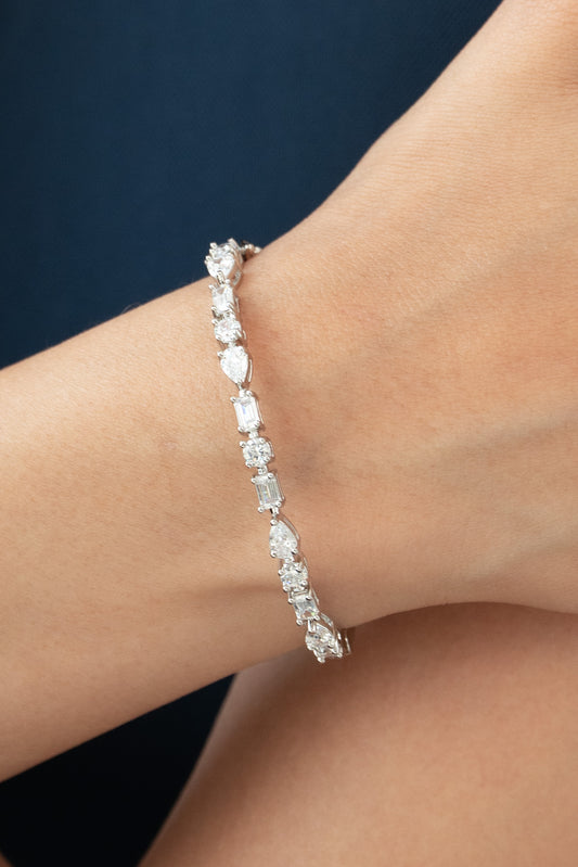 Sleek Diamond Chain Bracelet