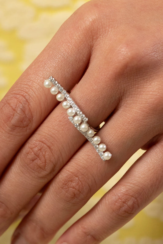 Linear Pearl Ring