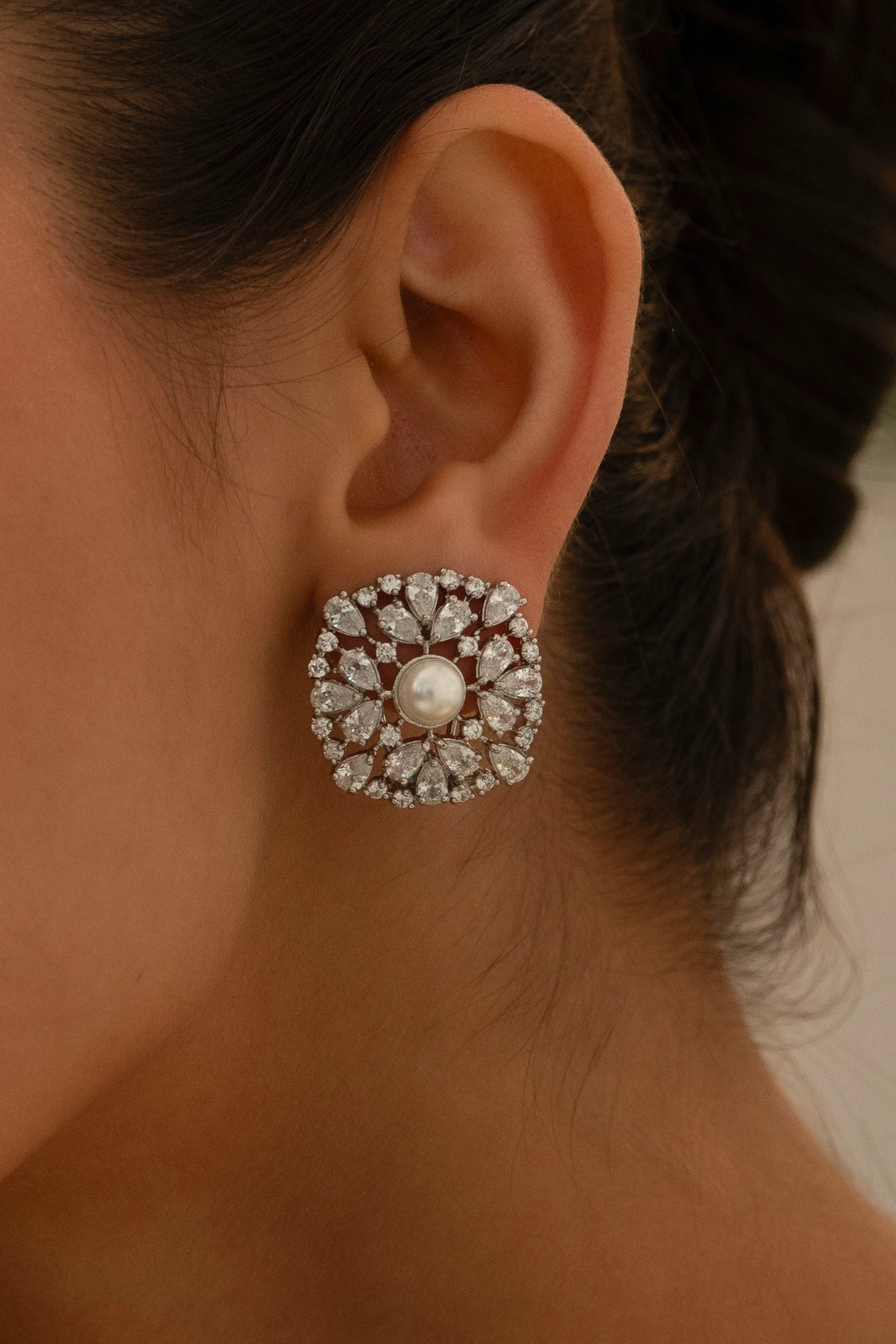 Aura Bloom Diamond Earrings