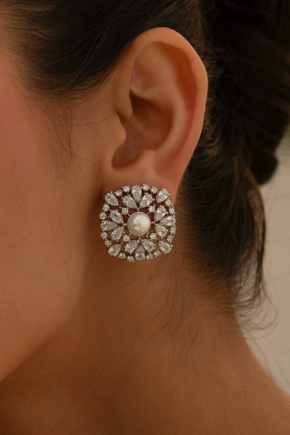 Aura Bloom Diamond Earrings