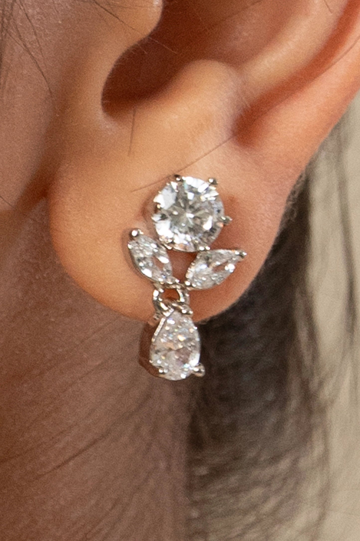 Teardrop Halo Pearl Necklace Set