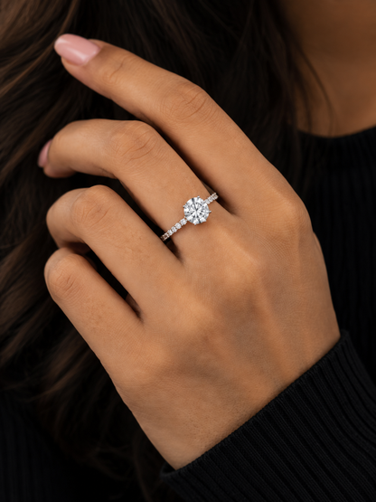Eterna Royale Solitaire Diamond Ring