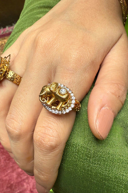 Ishani Gaja Crown Pearl Polki Ring