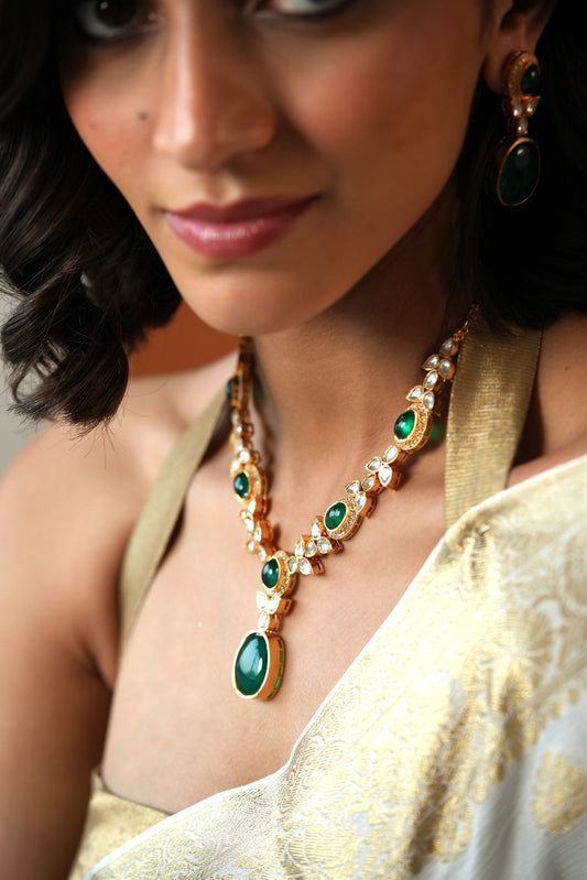 PALAK GREEN SEMI PRECIOUS STONE AND FAUX POLKI NECKLACE WITH DROP EARRINGS