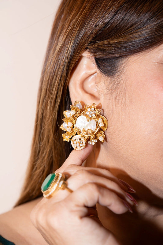 GOLD PLATED EARING WITH POLKI STONE