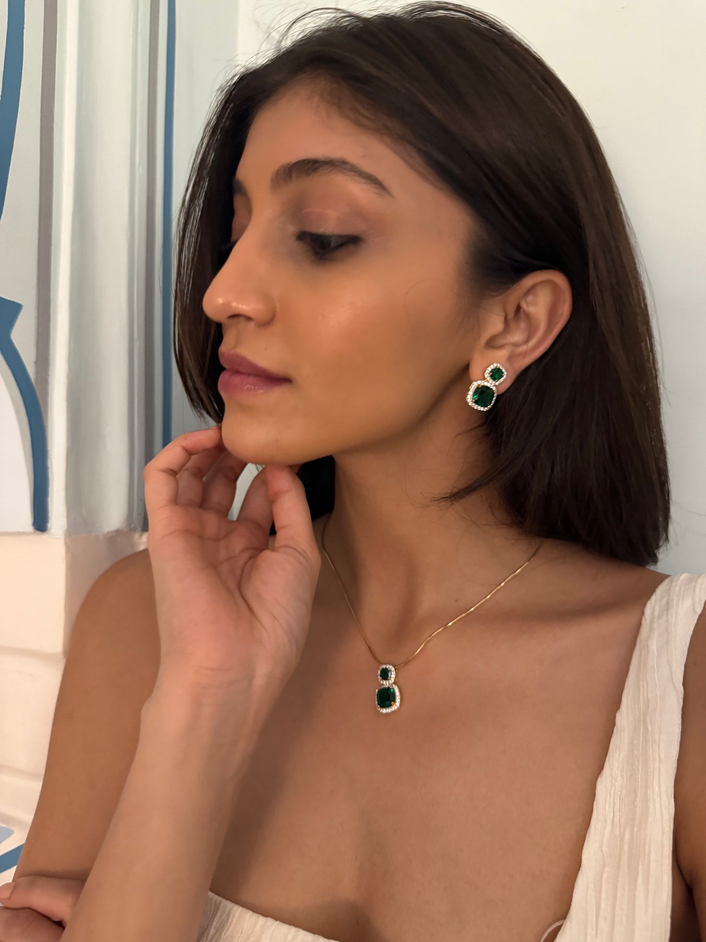 GREEN GLOW  NECKLACE SET