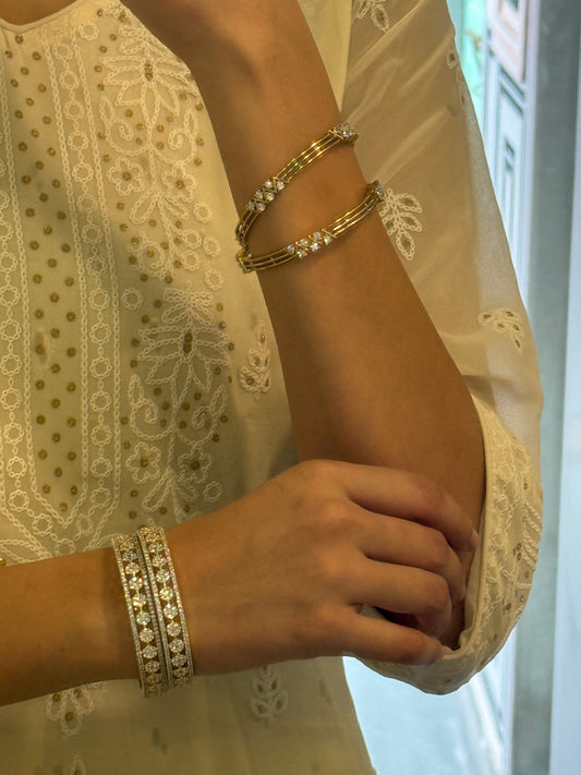 CRYSTAL CLUSTERED BANGLES