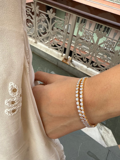DIAMOND SPARKLING STONE BANGLES IN GOLD