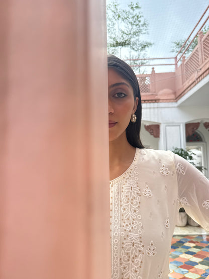YOVNA SQUARE SP EARRING
