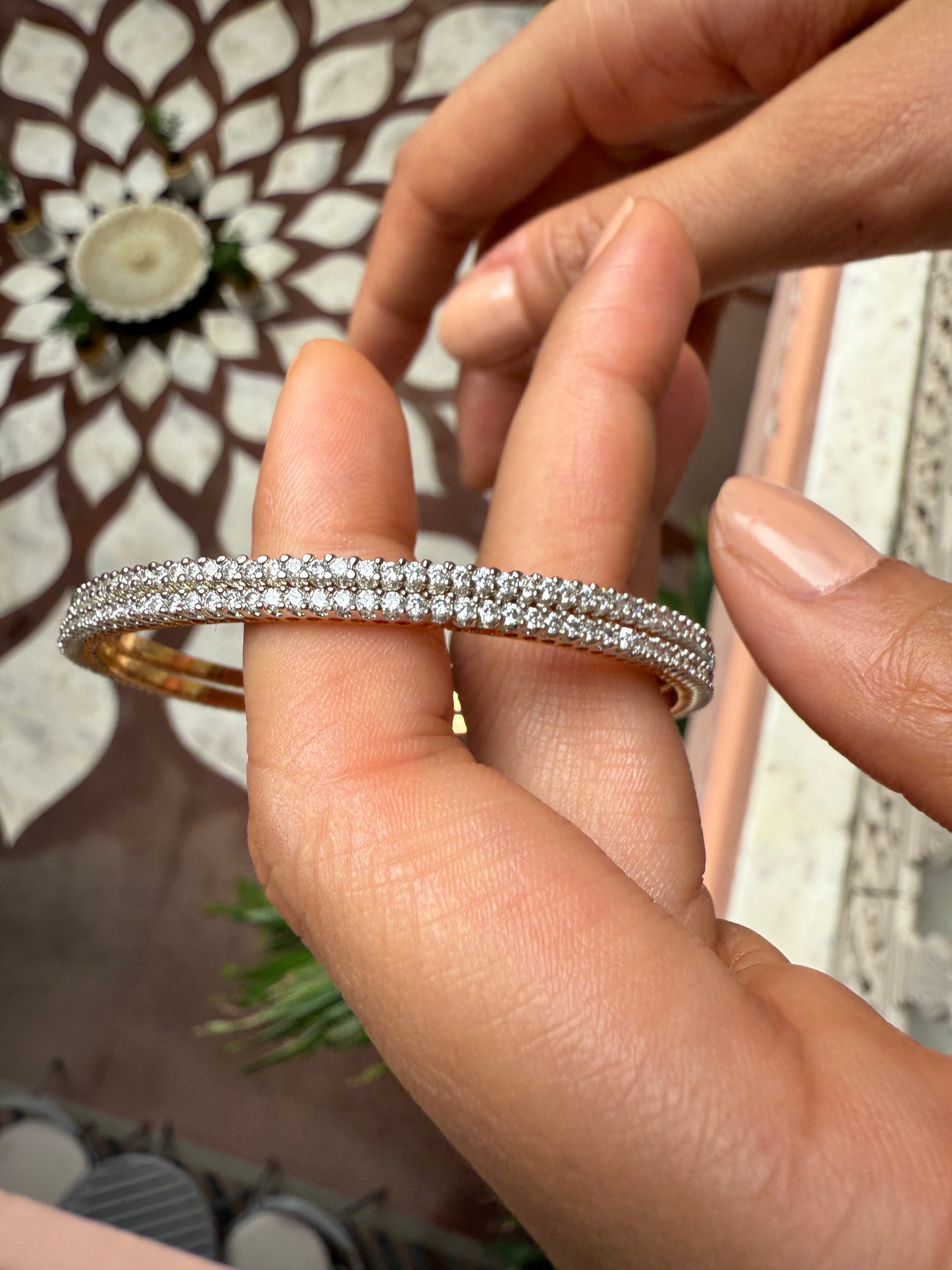 GOLD & DIAMOND SHIMMER BANGLE
