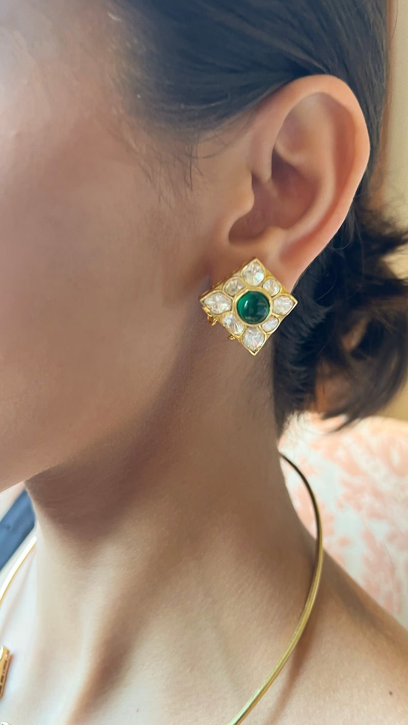 KAVERI EMERALD SQUARE SILVER EARRING