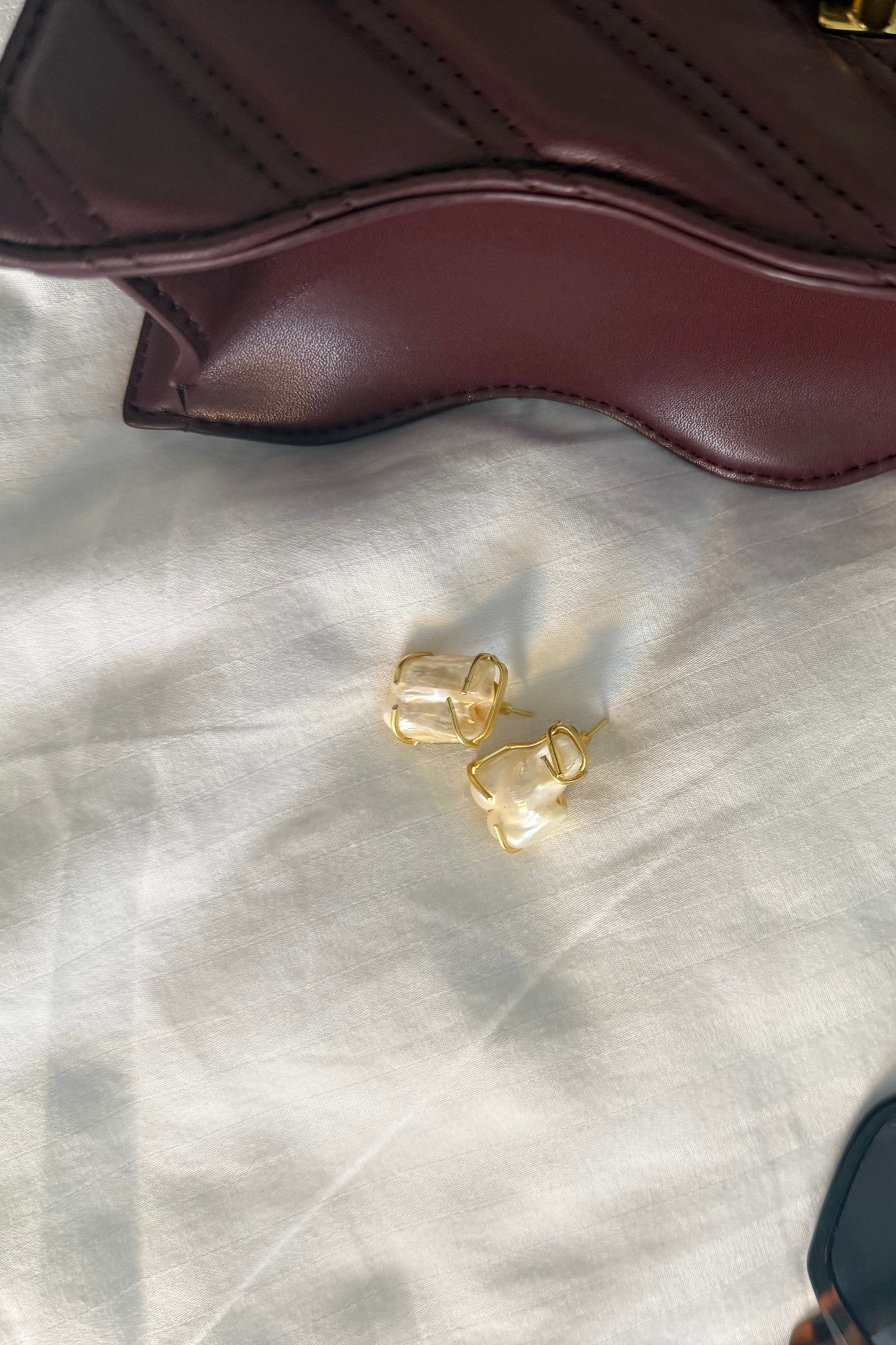 TIDEBOUND PEARL STUDS