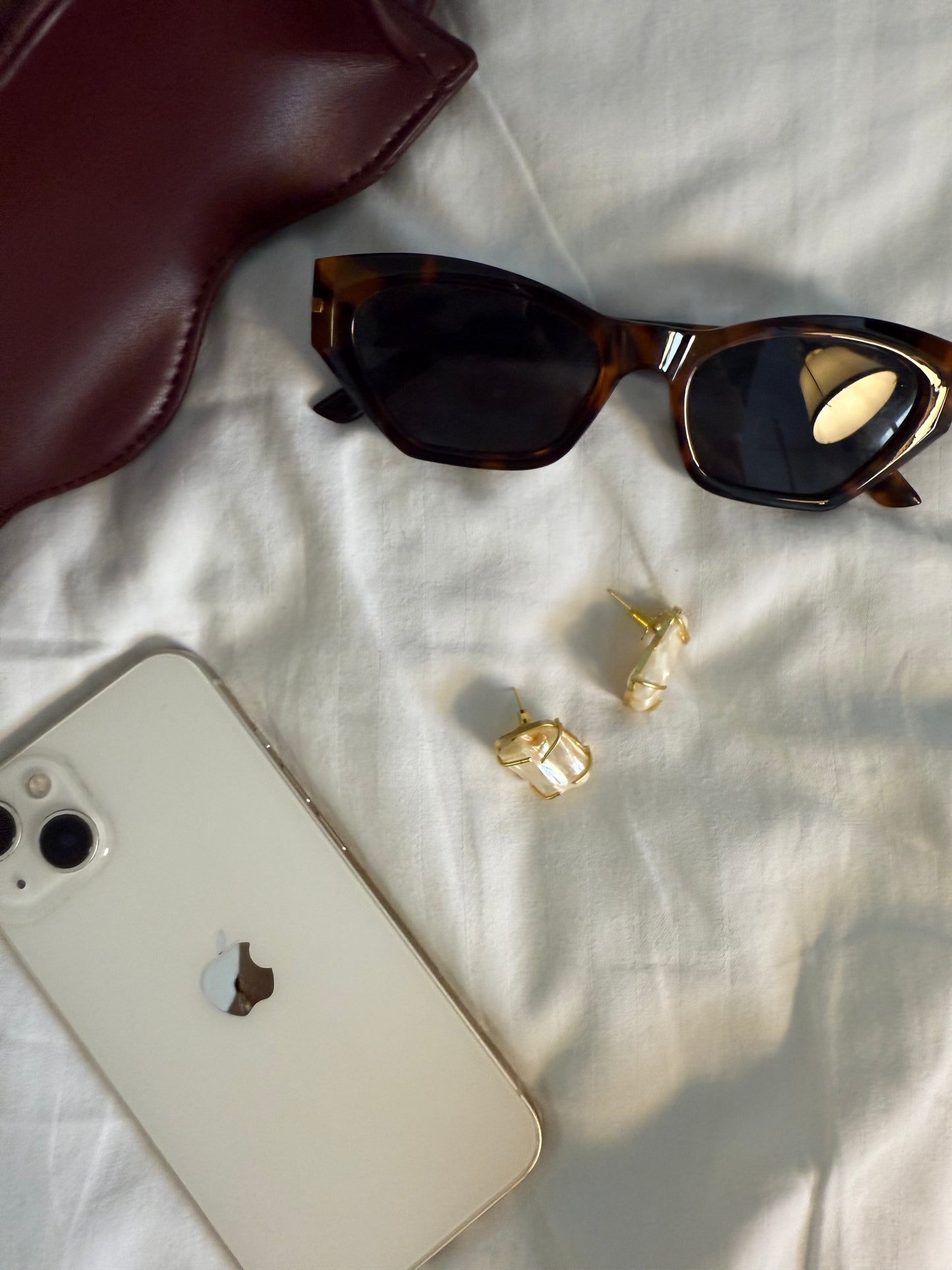 TIDEBOUND PEARL STUDS