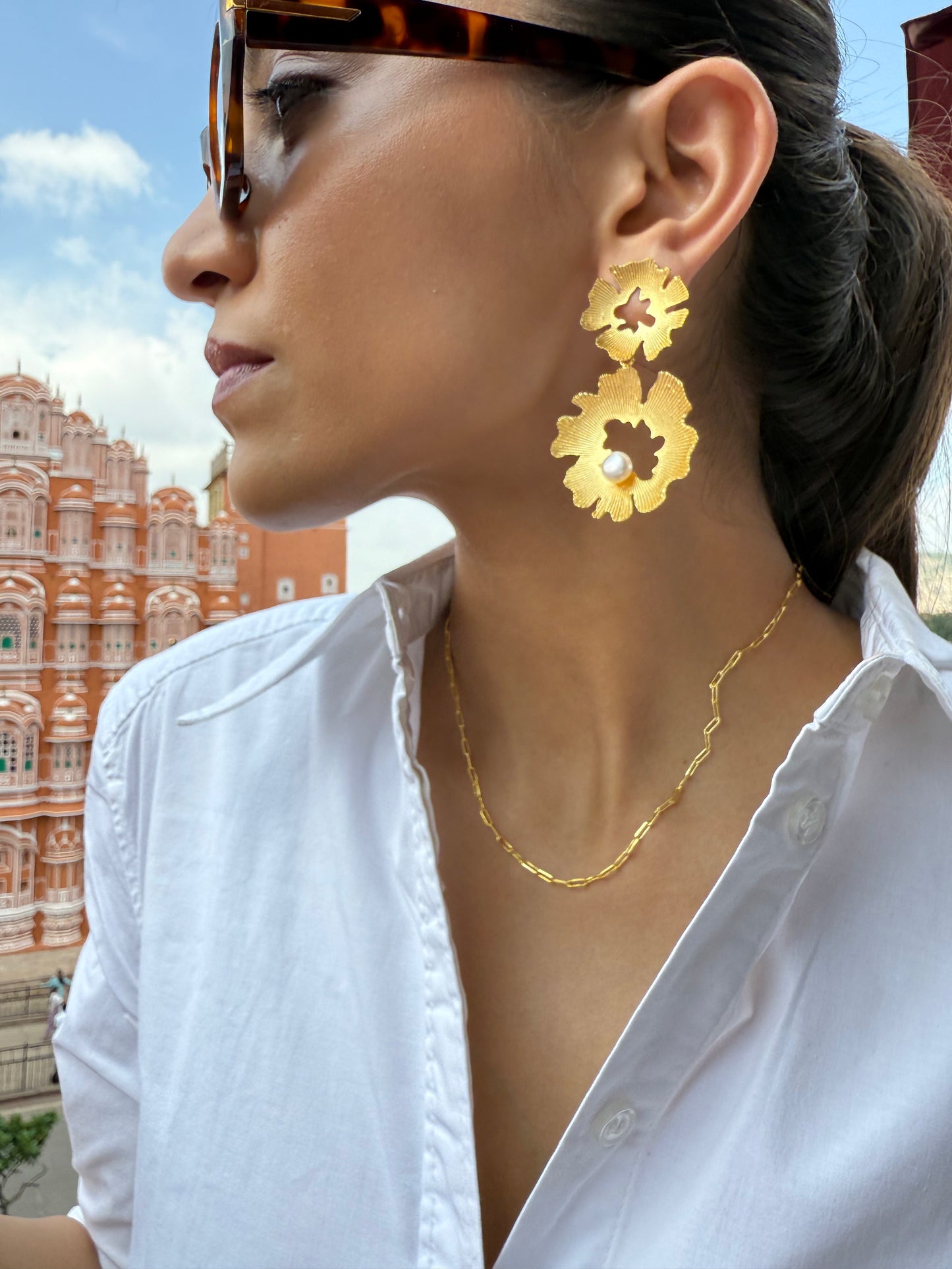 SEA PETAL PEARL DROP EARRINGS