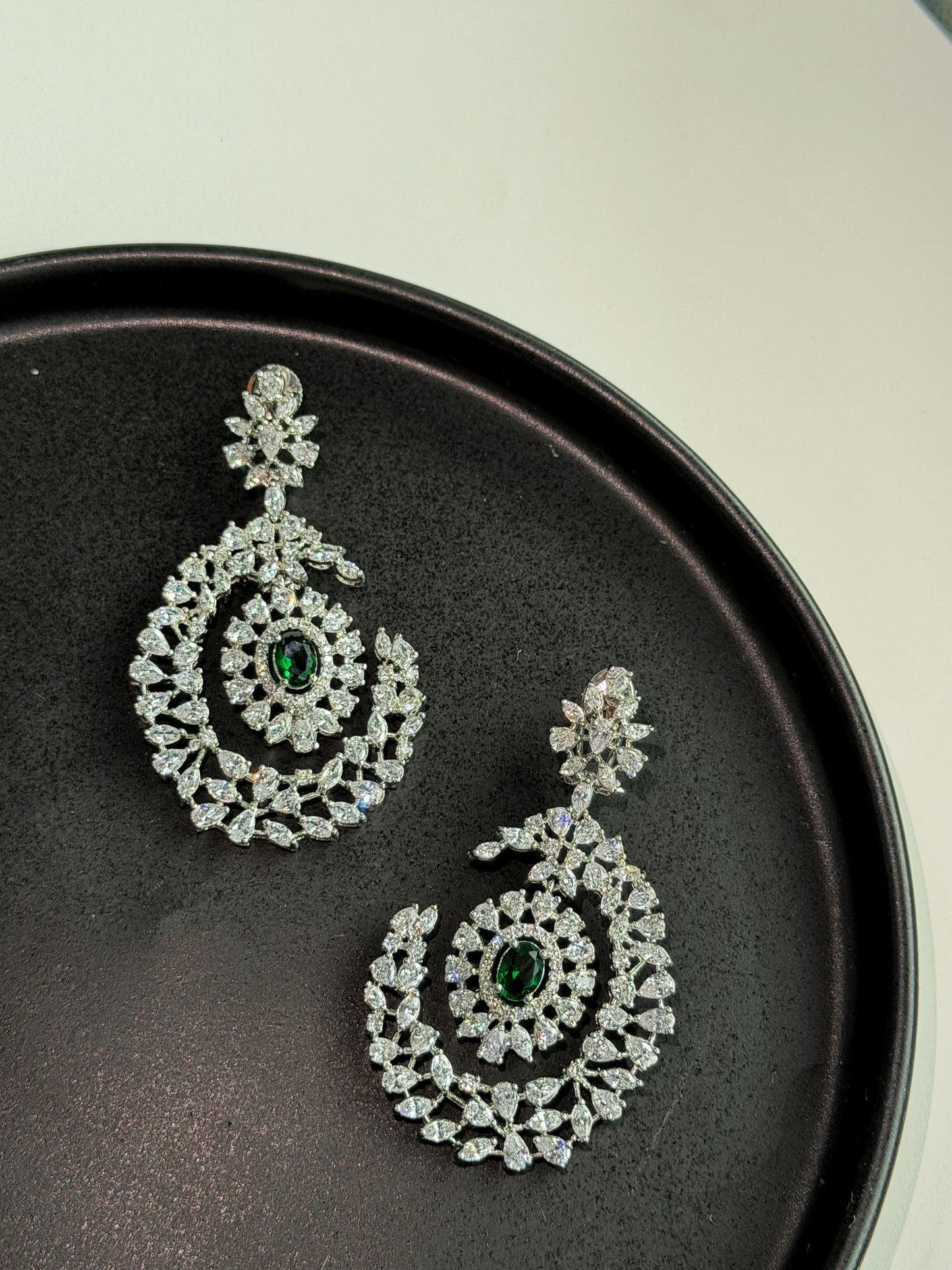 EMERALD ENCIRCLE EARRINGS
