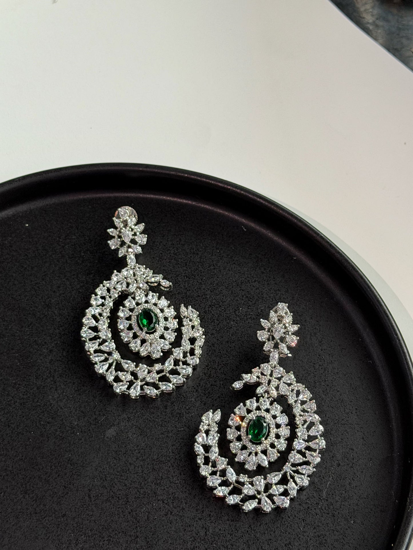 EMERALD ENCIRCLE EARRINGS