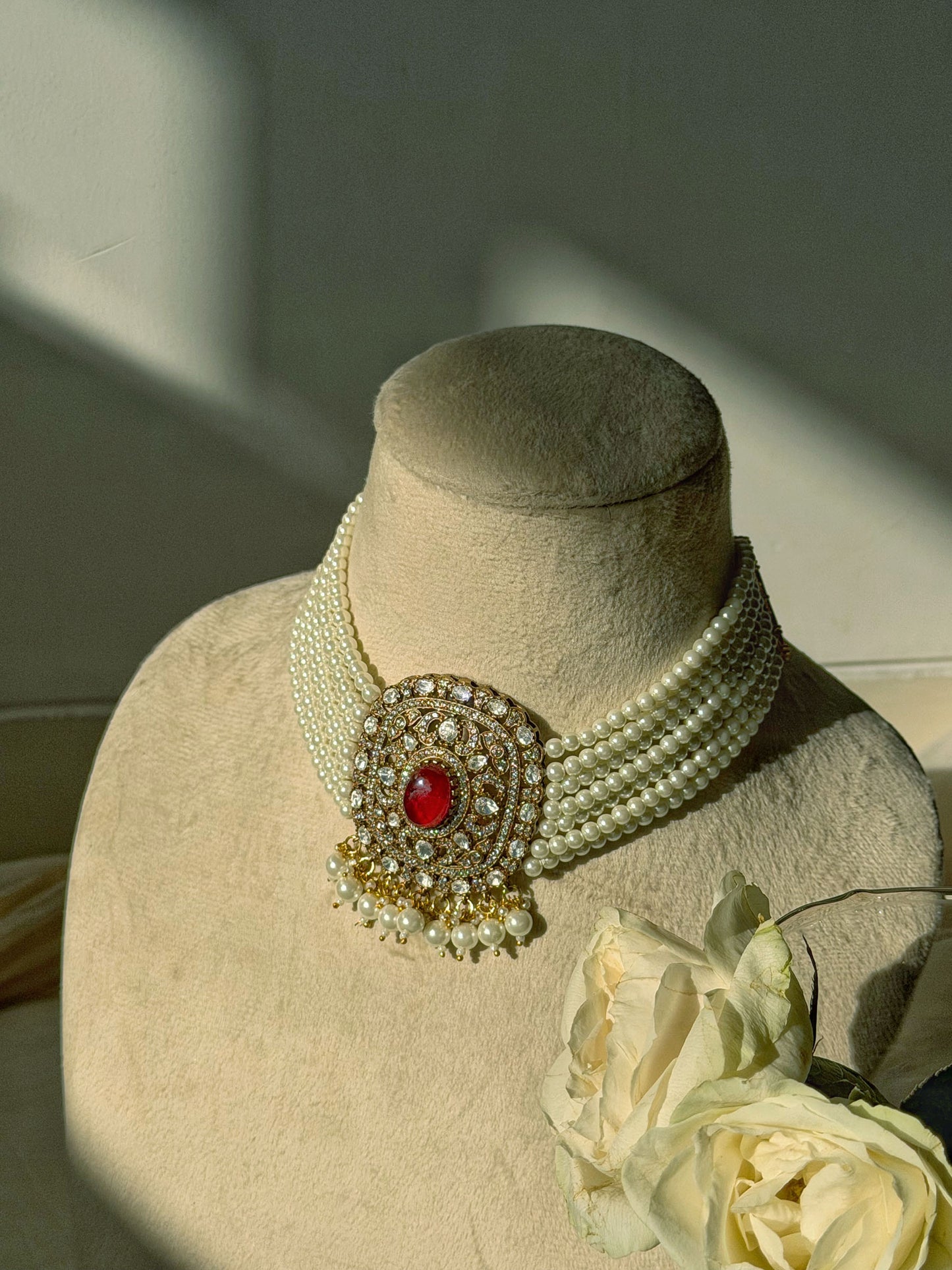 SIMRAN RED STONE GOLD PEARL CHOKER SET