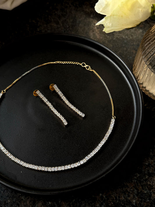 ZIRCON STREAM MUSE NECKLACE SET