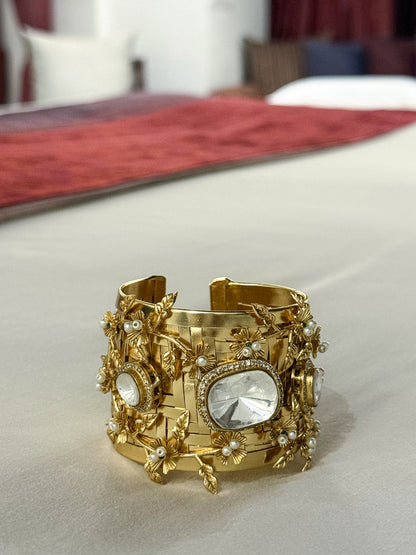 Vanshita Grand Royal SP Polki Bracelet