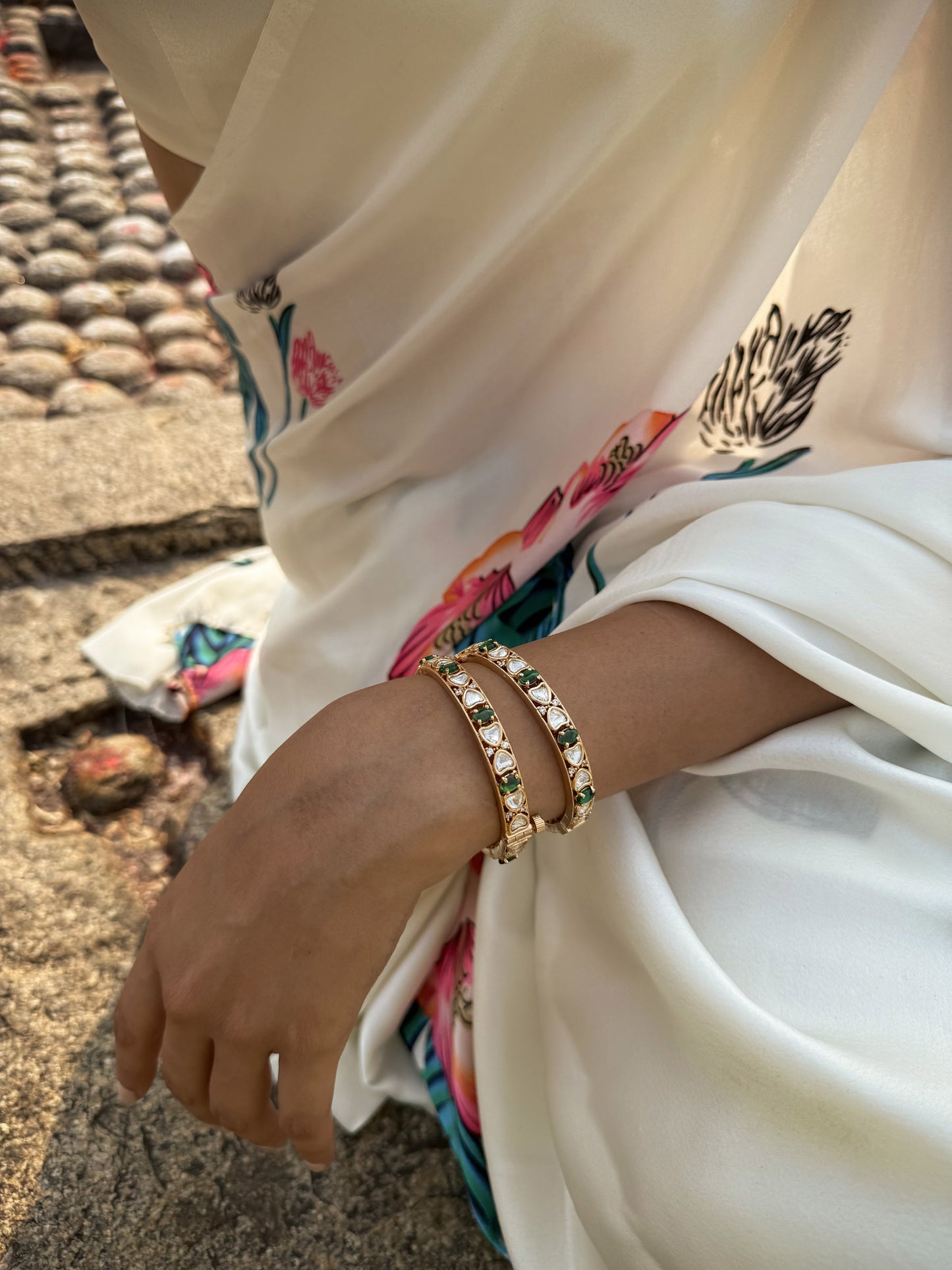 Sharvani Emerald Diamond SP Polki Bangle