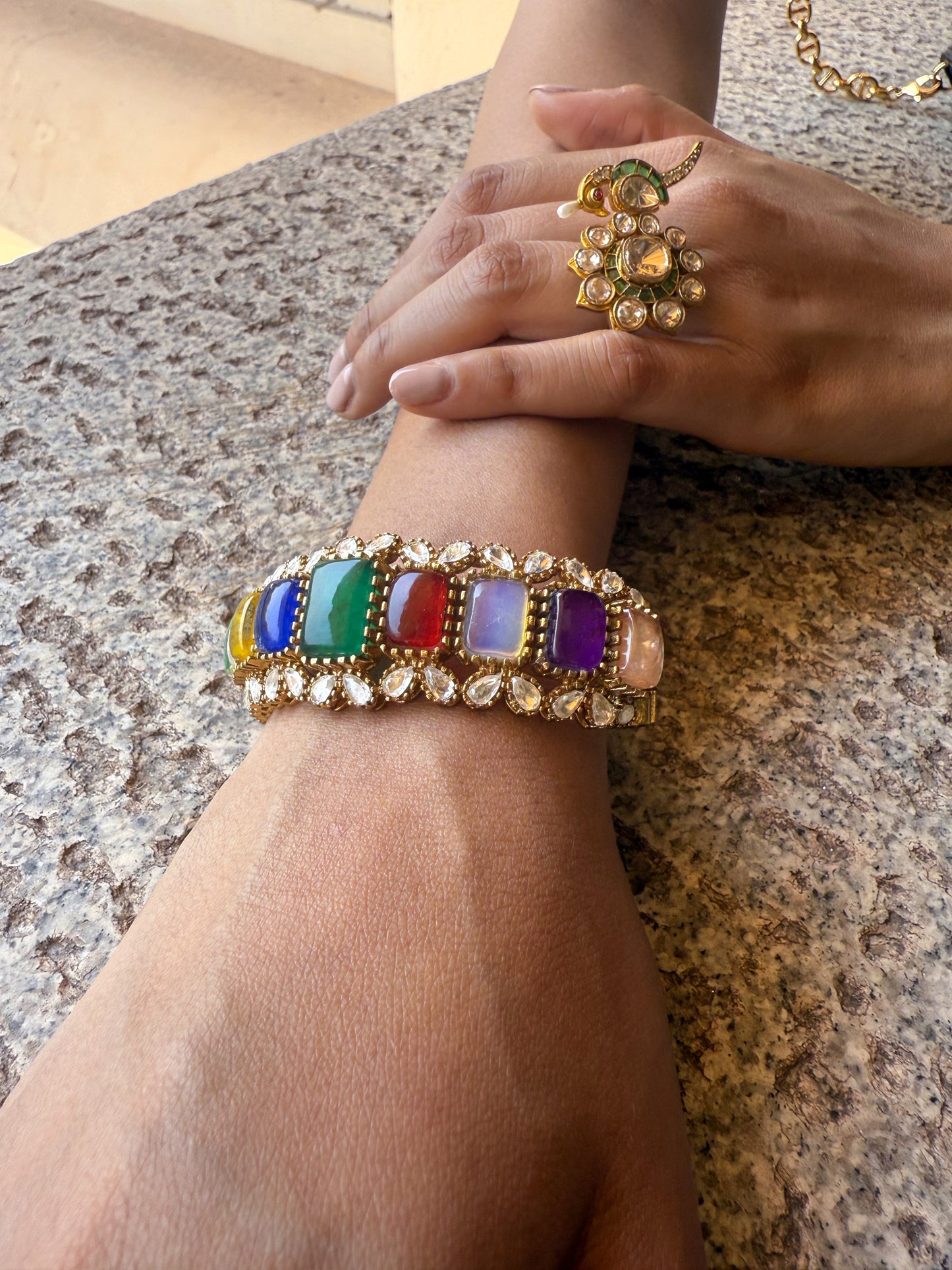 Jaishree Multicolour Navratna SP Polki Bracelet