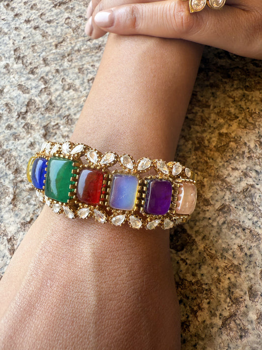 Jaishree Multicolour Navratna SP Polki Bracelet