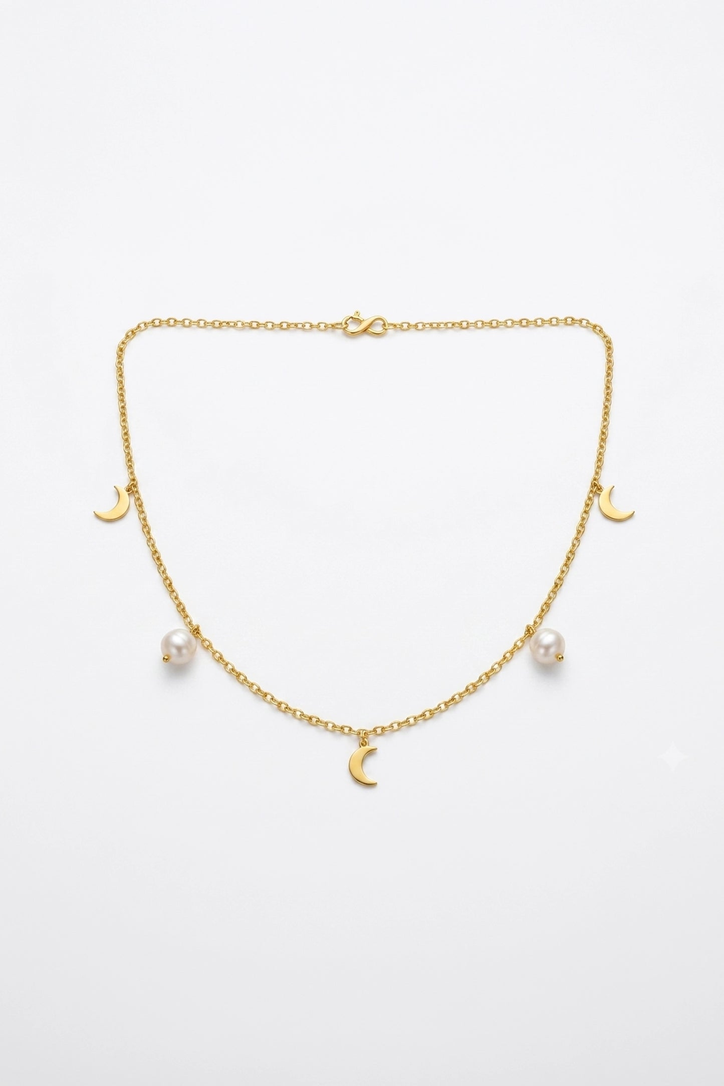 Eshvaani Moon & Pearl Necklace