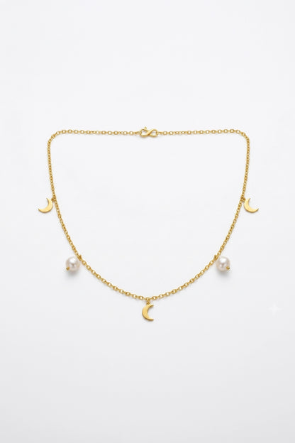 Eshvaani Moon & Pearl Necklace