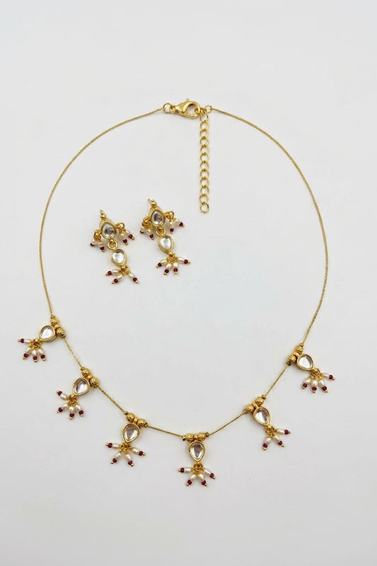 Chandratha White Pearl Sp Polki Necklace Set