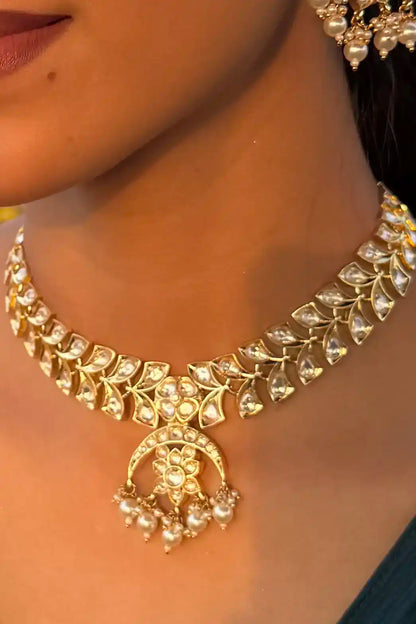 Sandhya Light Polki Pendant Necklace Set