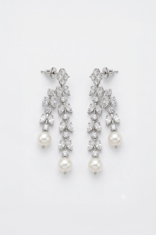 Pear Luster Diamond Earrings