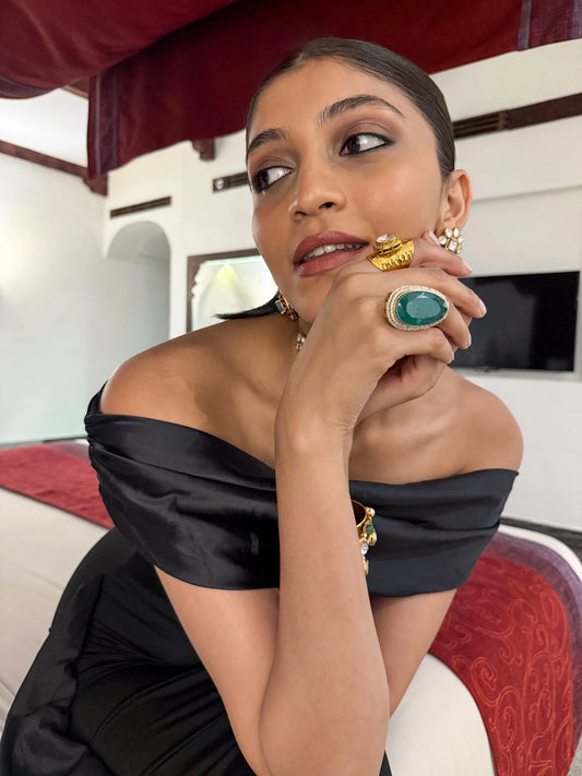 Tanuja Emerald Oval SP Polki Ring