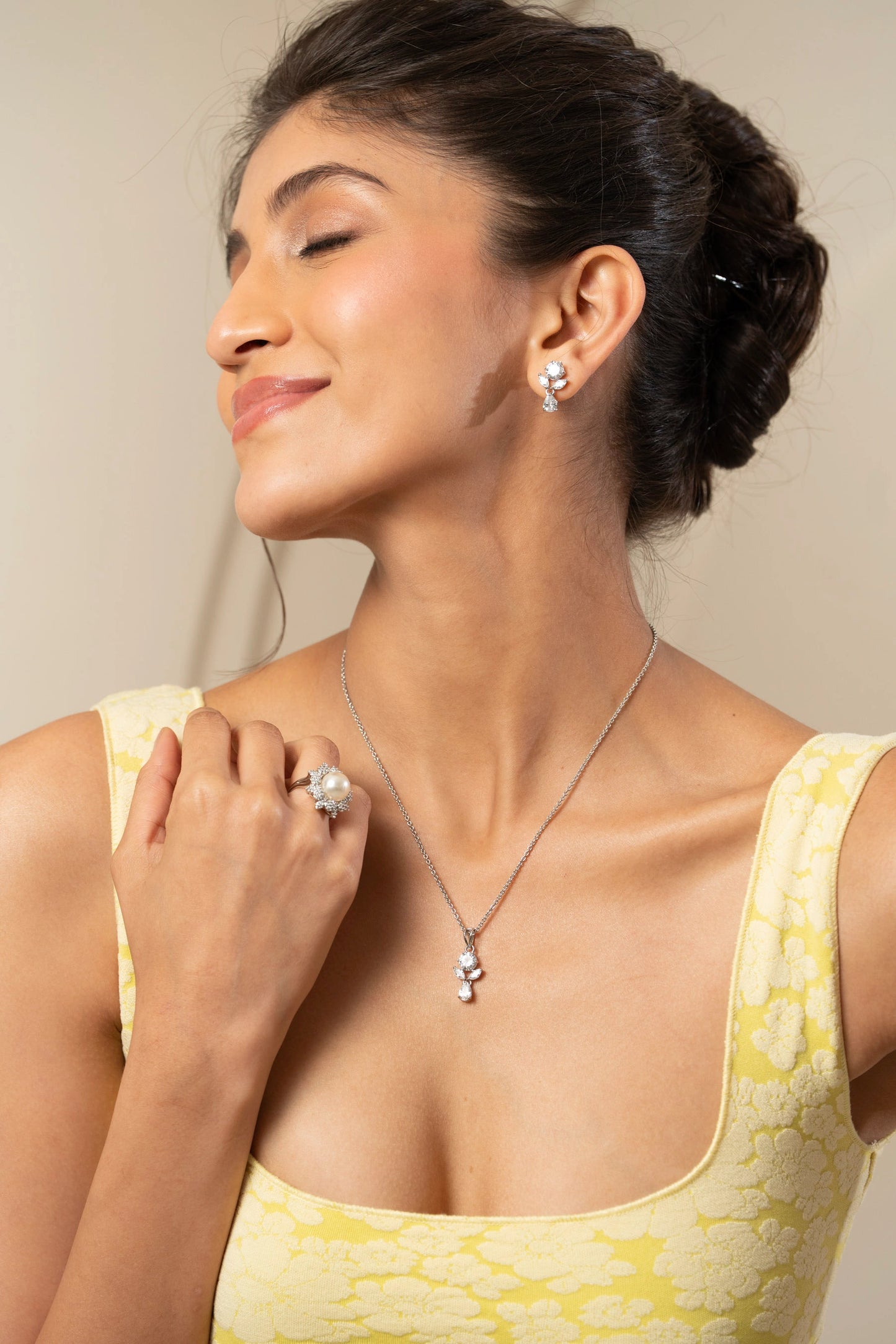 Teardrop Halo Pearl Necklace Set