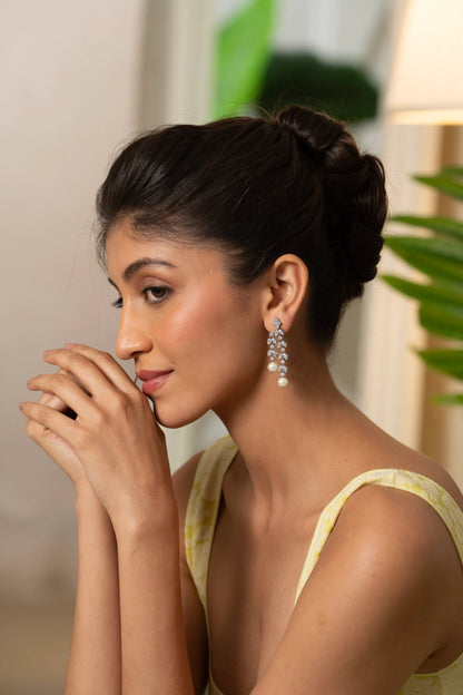 Pear Luster Diamond Earrings