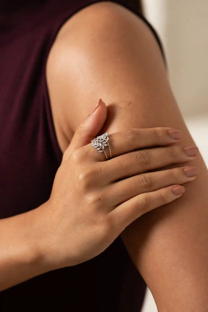 Pear Diamond Nest Ring