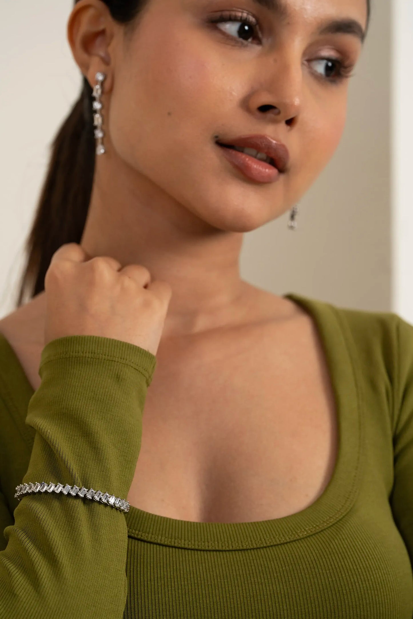 Slim Diamond Line Bracelet