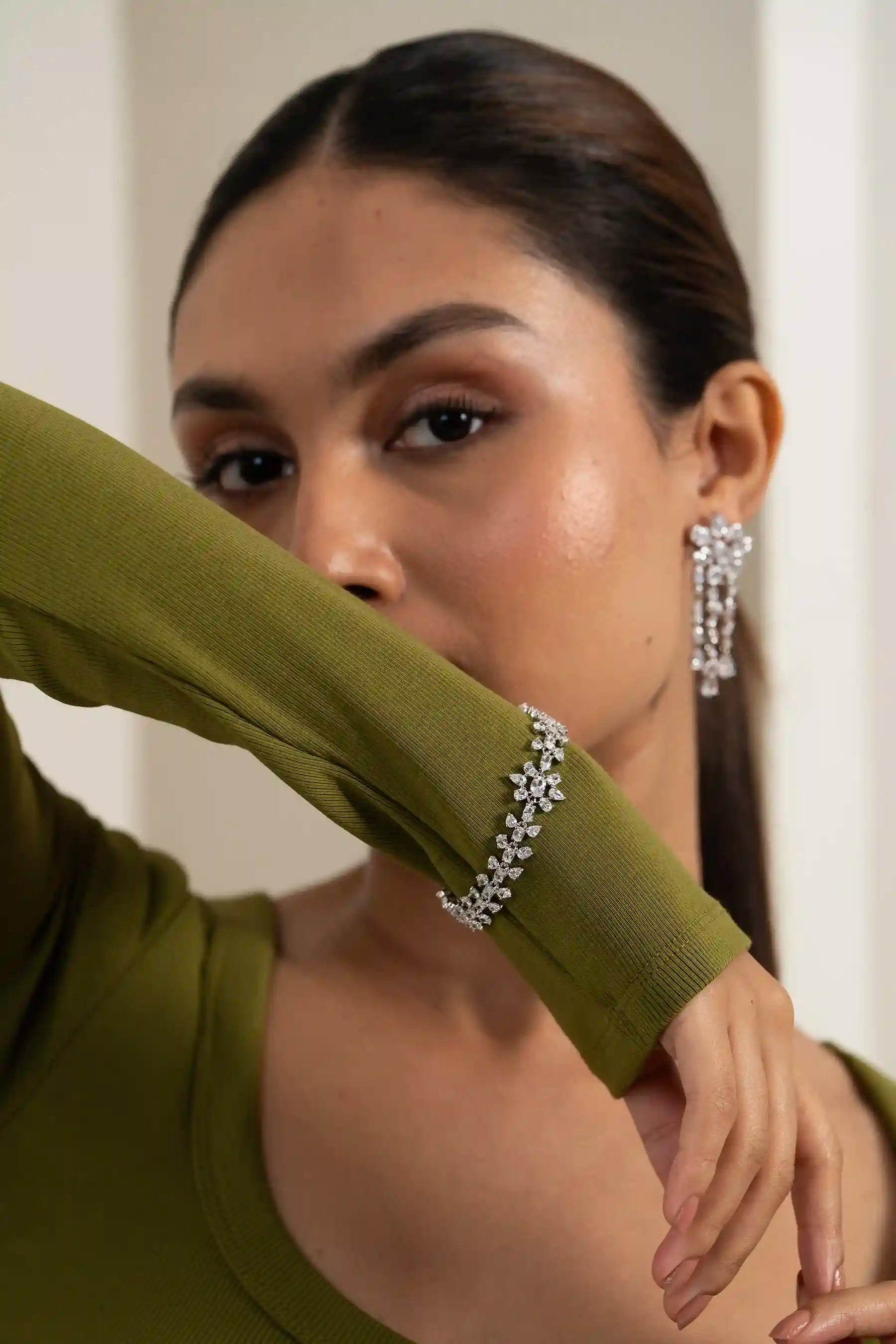 Elegant Cygnet diamond bracelet featuring daisy clusters, modern feminine jewellery piece