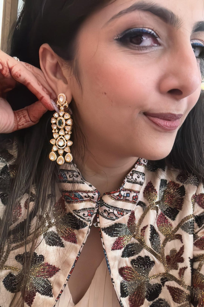 GEETISHA LONG POLKI EARRING