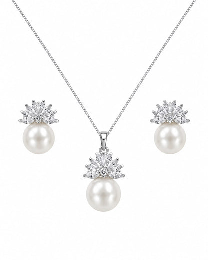 Elegant Pearl Blossom Necklace Gift Box Set