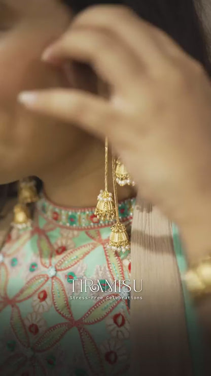 NAYIRA DANGGLING SP EARRING
